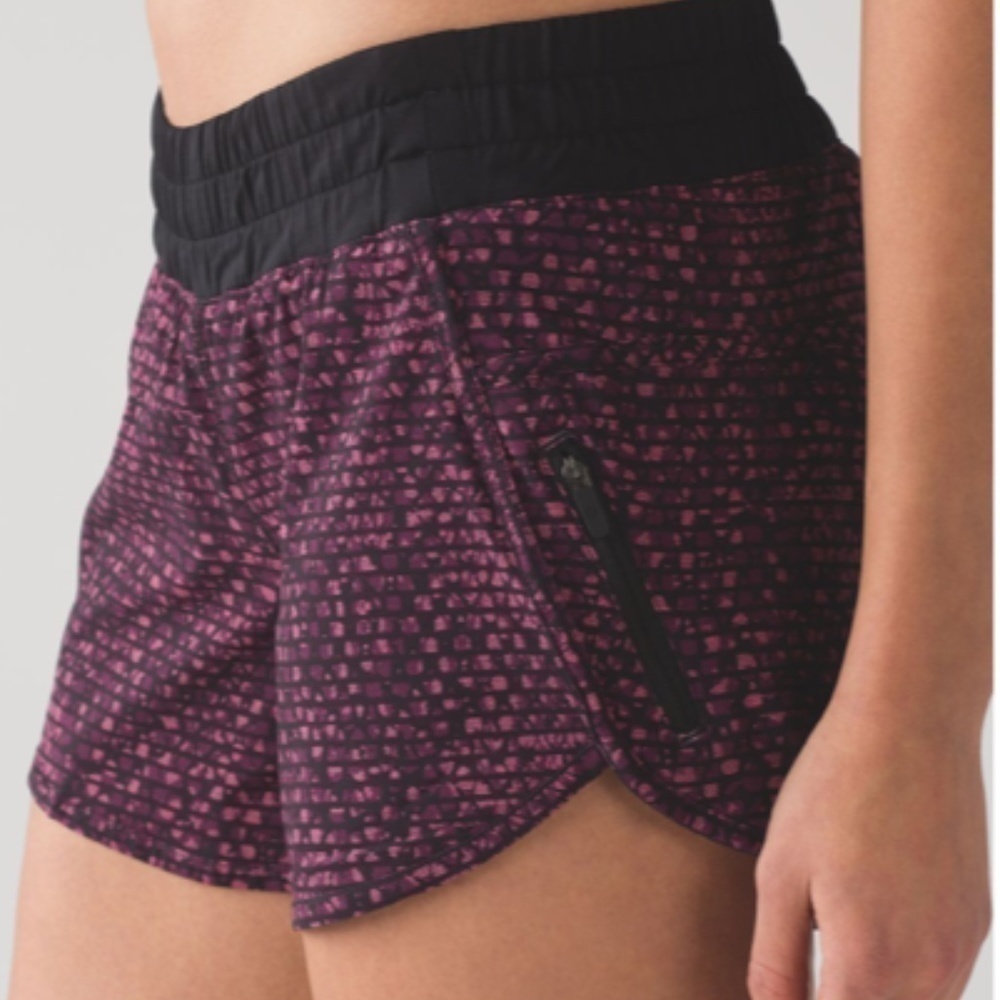 Lululemon Tracker Short IV (4") Shatter Weave - Picture 8 of 9
